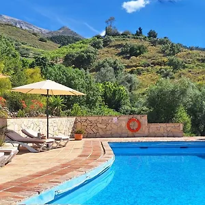 Lagabella Bed & Breakfast